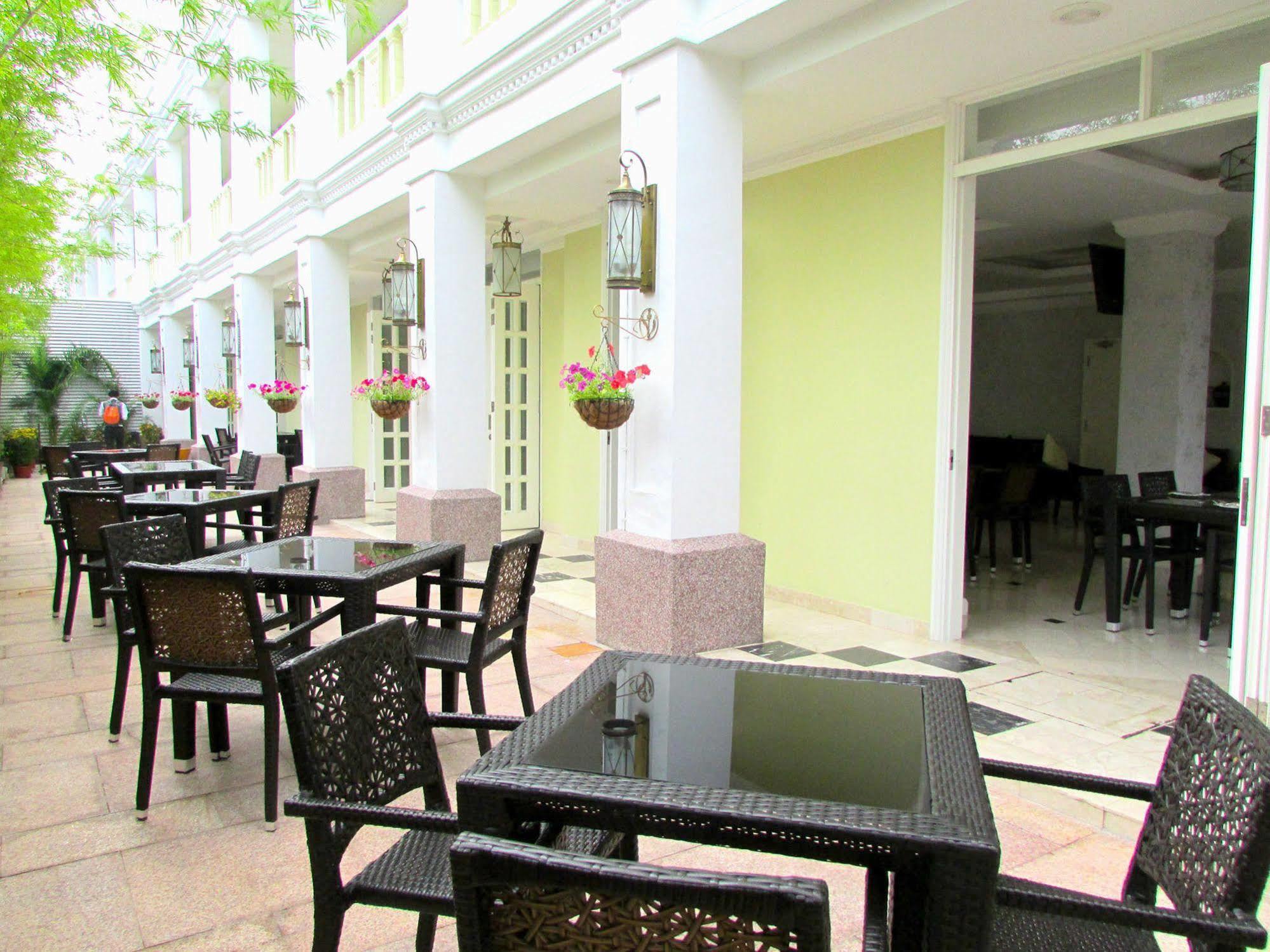 Rc Hotel Melaka Екстериор снимка