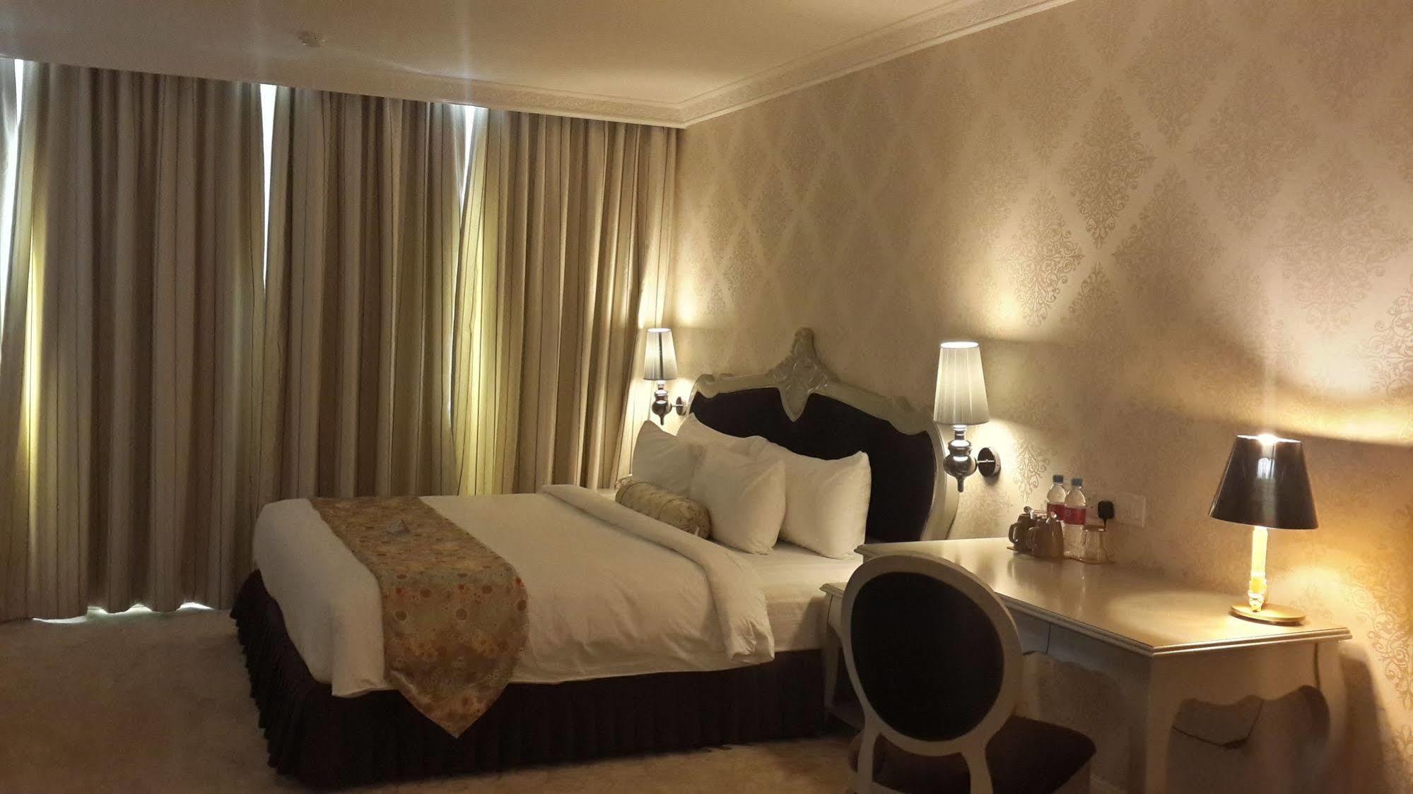 Rc Hotel Melaka Екстериор снимка